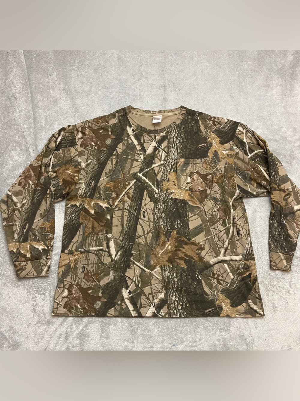 VTG Jerzees Mens 2XL Long Sleeve Camo Pocket T-Shirt Hunting Real Tree Hardwood